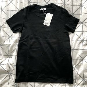 Black Uniqlo U Basic T-Shirt